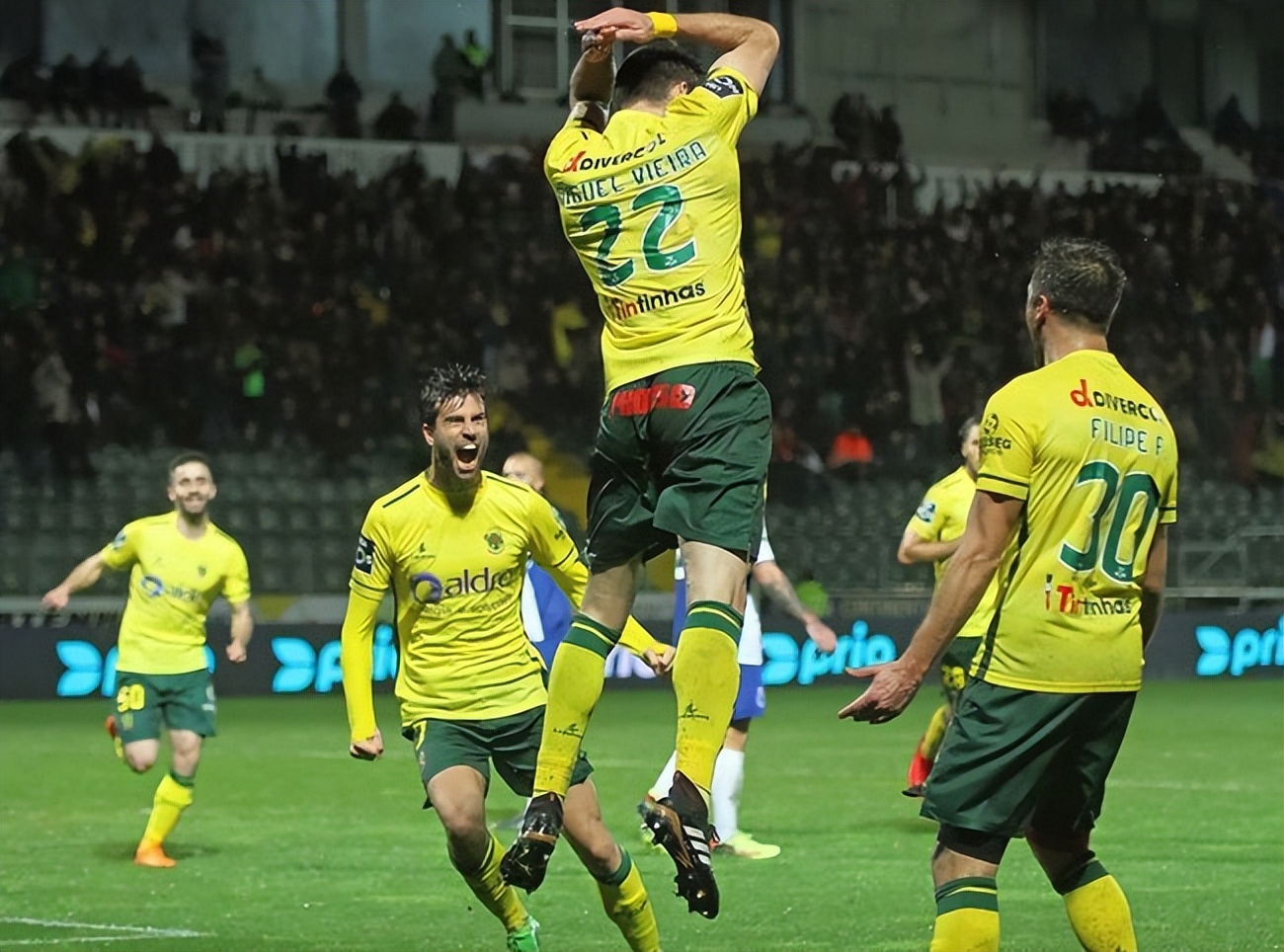 详细阅读:关于迈阿密热火内部会议纪要流出——今晚造点机会,葡超使命明确,赛季目标并未改变的信息 关于迈阿密热火内部会议纪要流出——今晚造点机会,葡超使命明确,赛季目标并未改变的信息